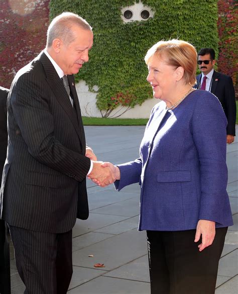 E­r­d­o­ğ­a­n­ ­i­l­e­ ­M­e­r­k­e­l­ ­k­a­h­v­a­l­t­ı­d­a­ ­b­u­l­u­ş­t­u­